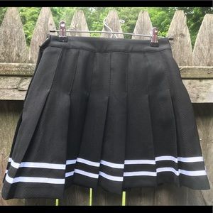 H&M Black Pleated Tennis Skirt